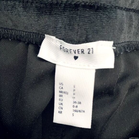 Forever 21 Black Velvet Drawstring Joggers Size Small - Picture 13 of 14